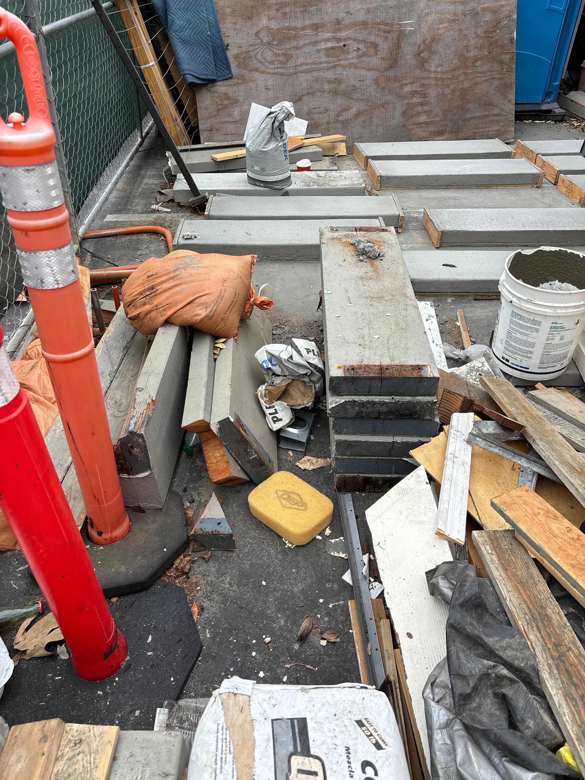 Gallery photos for Construction Site Debris Removal in Tustin: Image #1