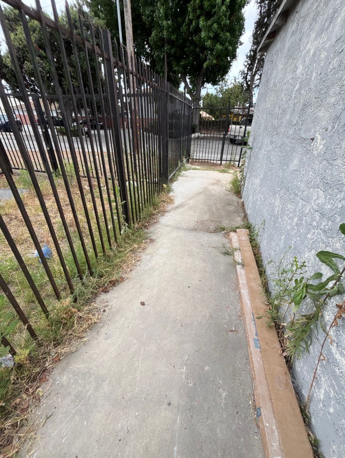 Gallery photos for Cardboard and Trash Cleared Out at a South Gate Business: Image #3